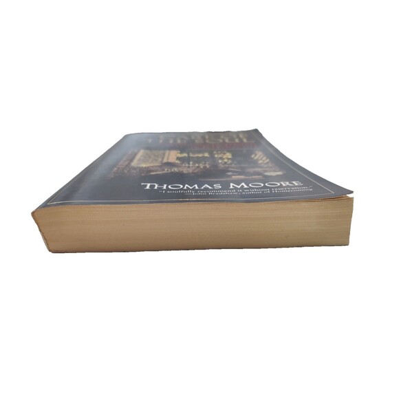 Care of the Soul : A Guide for Cultivating Depth and Sacredness in Everyday Life - Picture 5 of 7